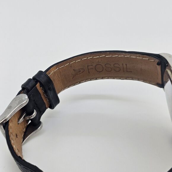 VTG Fossil New Orleans Saints NFL Men Watch 37MM Black Leather Bands New Battery - Picture 11 of 13